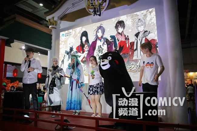 《执剑之刻》将跨次元的主题乐园搬到CP22,人气爆棚!-TopACG